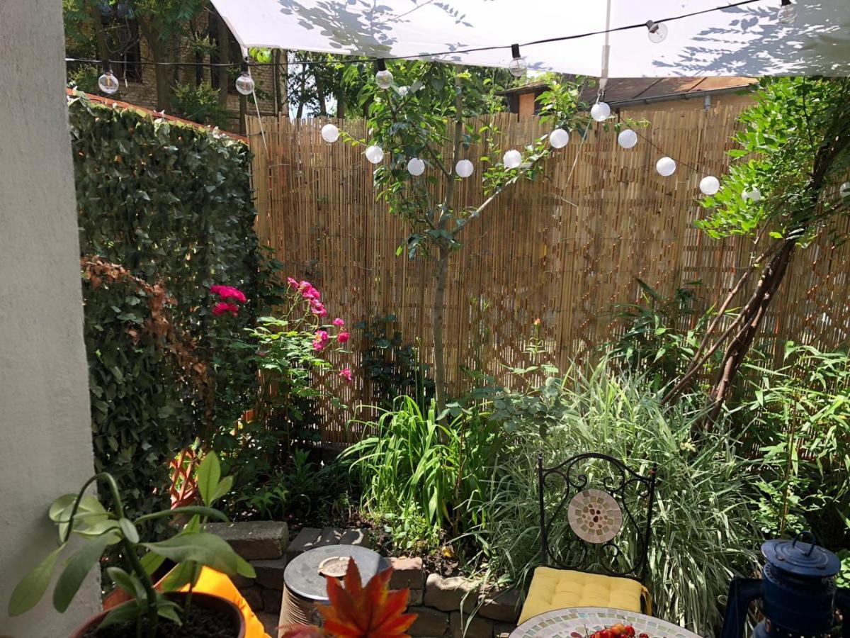 City Garden Apartments Bukares Bagian luar foto