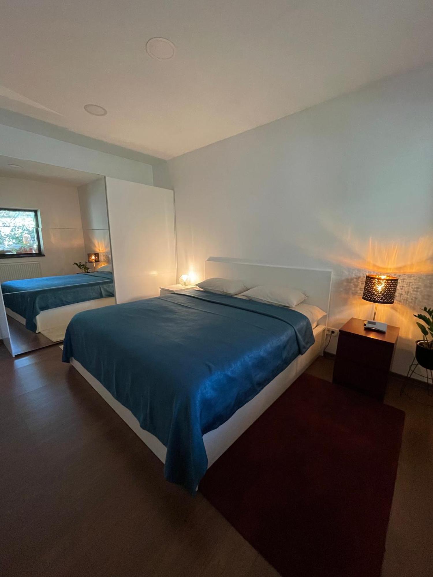 City Garden Apartments Bukares Bagian luar foto