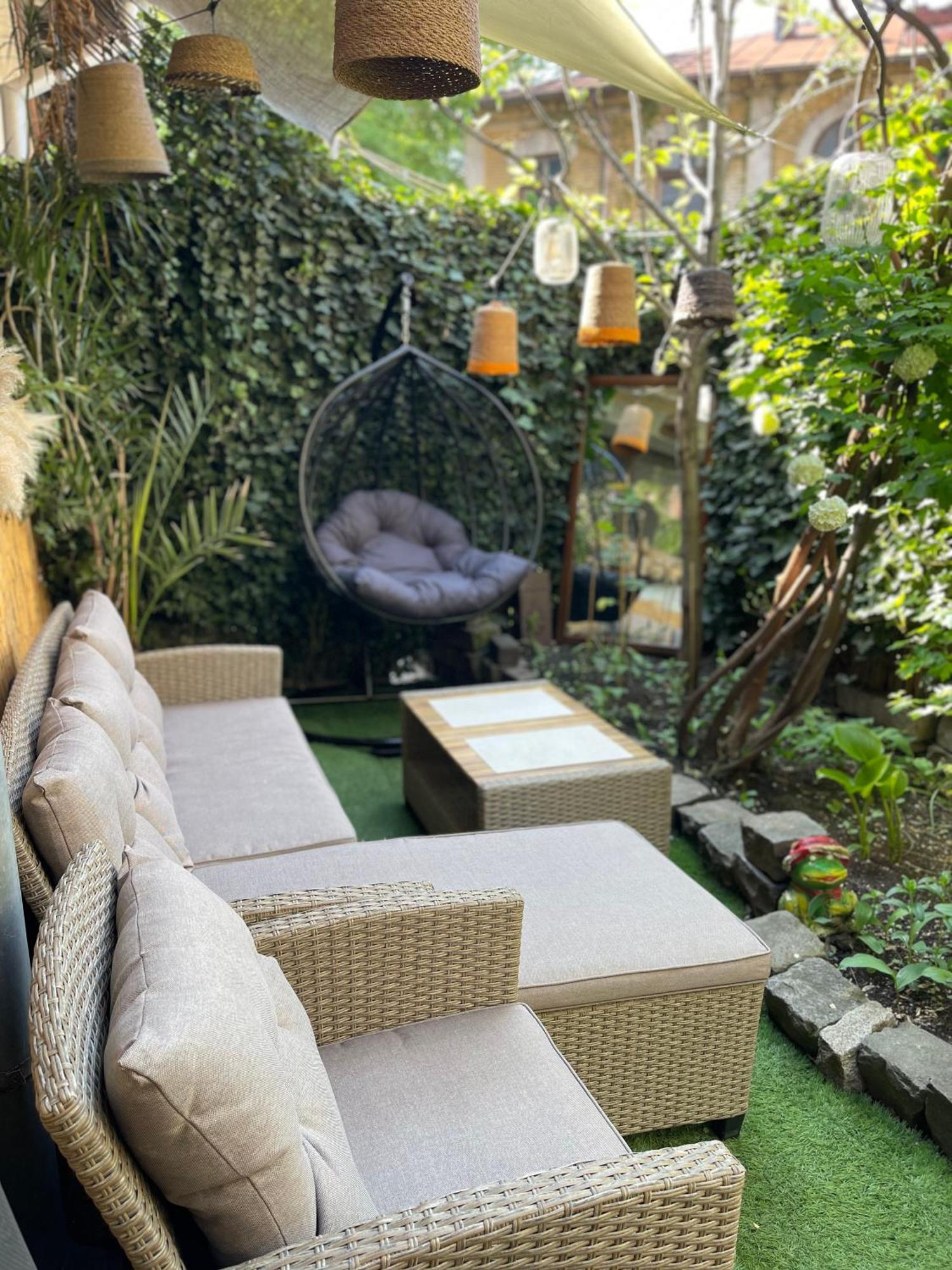 City Garden Apartments Bukares Bagian luar foto